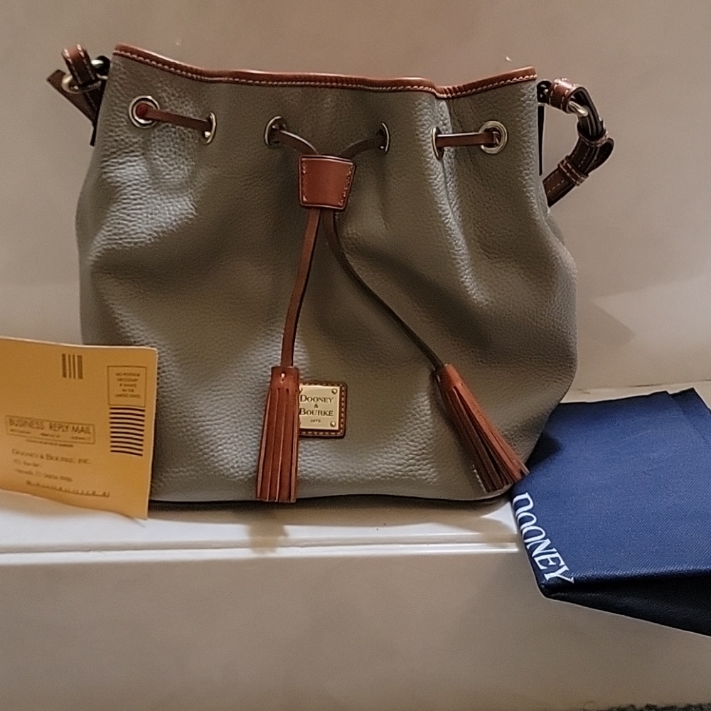 Dooney and bourke smoke gray pebbled leather bag